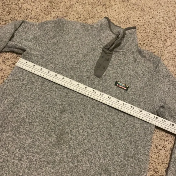 L.L. Bean slightly fitted pullover sweater men’s small - Picture 2 of 9